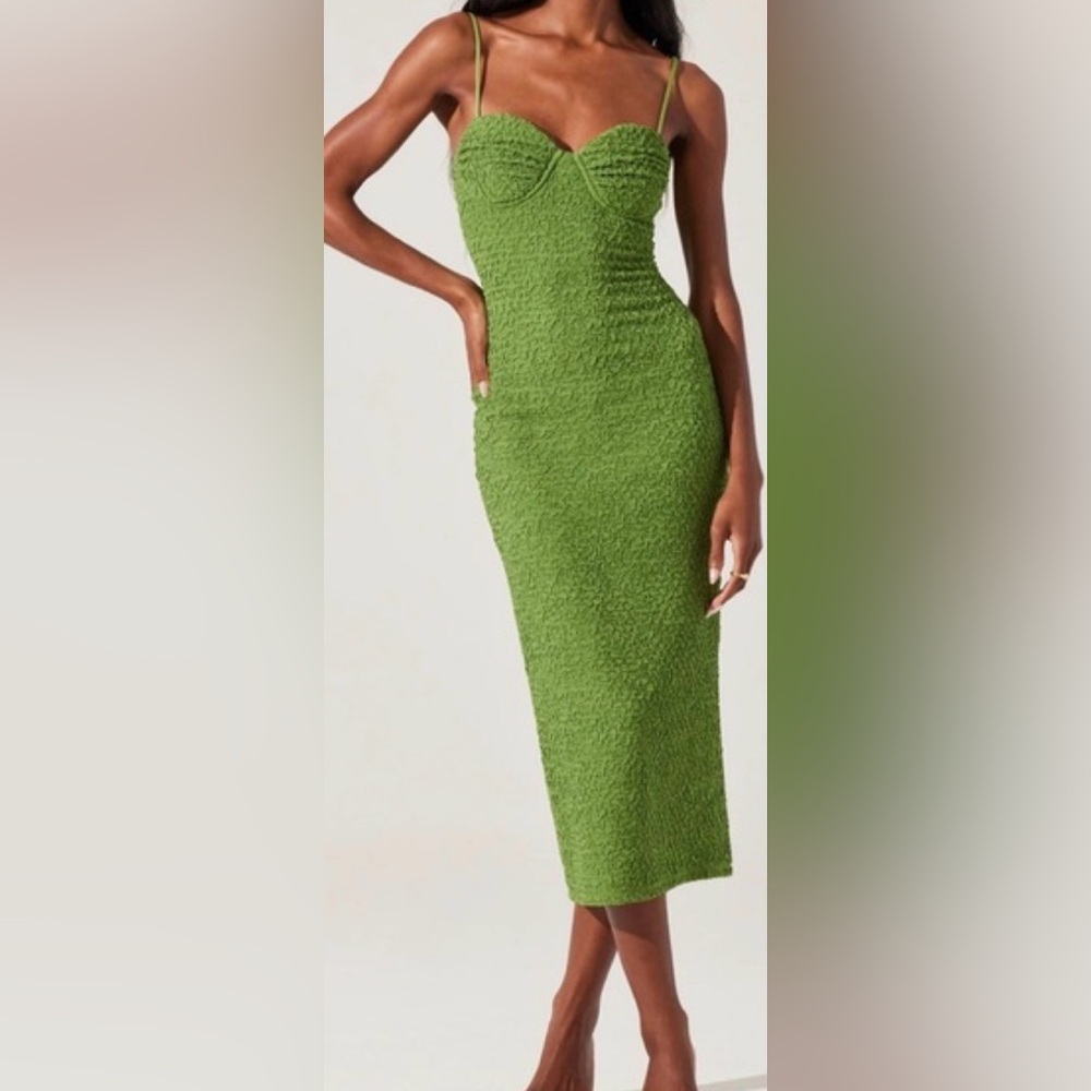 Astr Green Textured dress